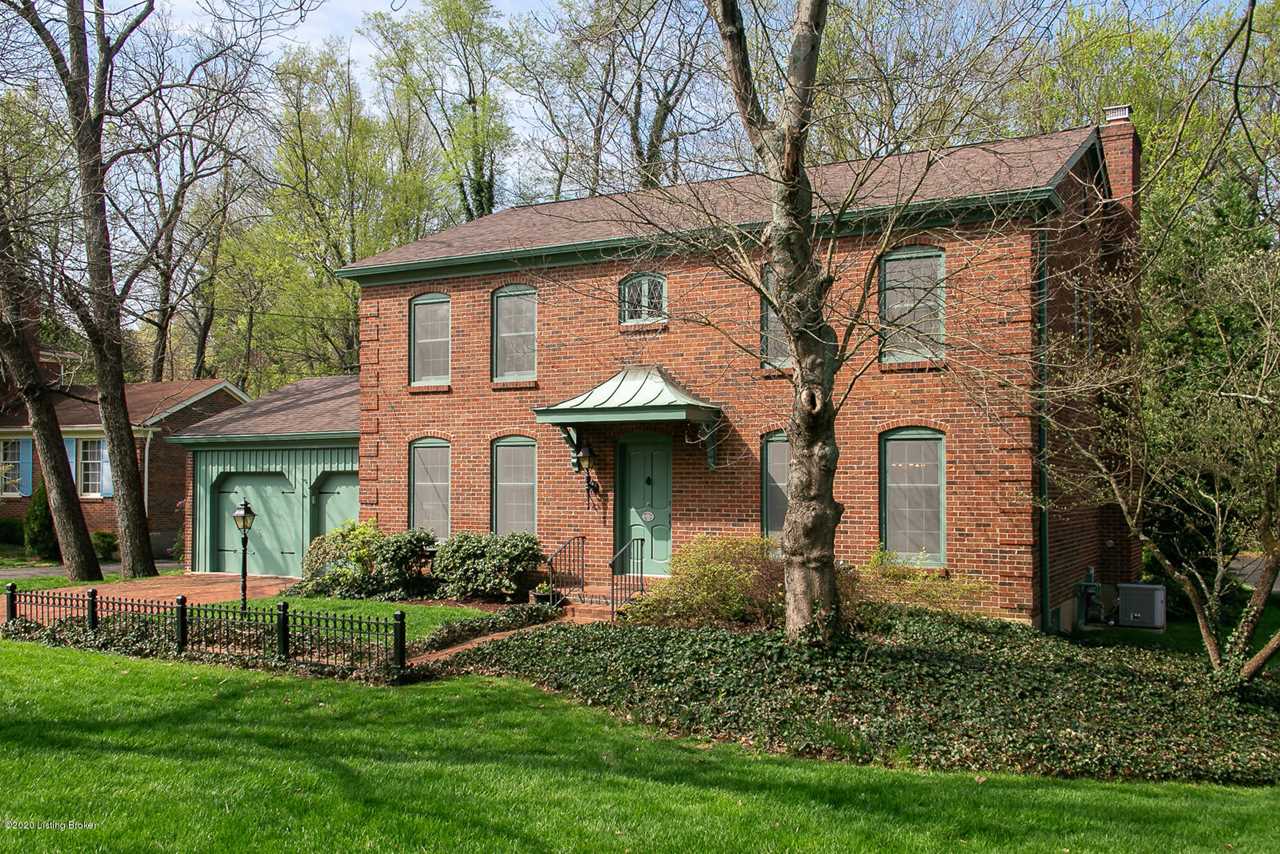 House for sale in Thornhill